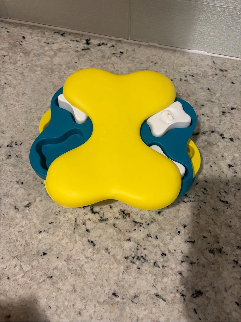 Outward Hound Interactive Dog Tornado Puzzle Toy - Purple/Yellow/Blue